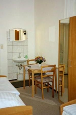 Pension Wedding Берлин Номер фото